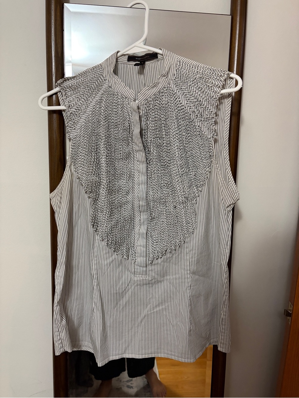 BCBGMaxAzria Black & White Striped Smocked Yoke Sleeveless Top